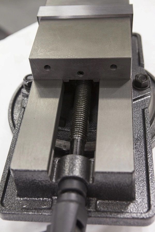 Тиски станочные Stalex QM16200