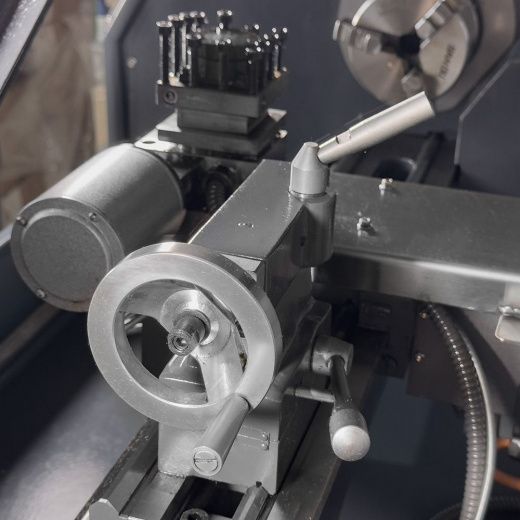 SP210 CNC Токарный станок с ЧПУ с горизонтальной станиной