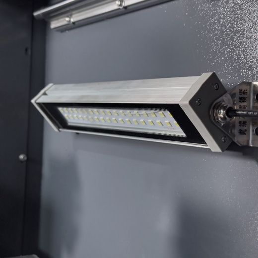 SP210 CNC Токарный станок с ЧПУ с горизонтальной станиной