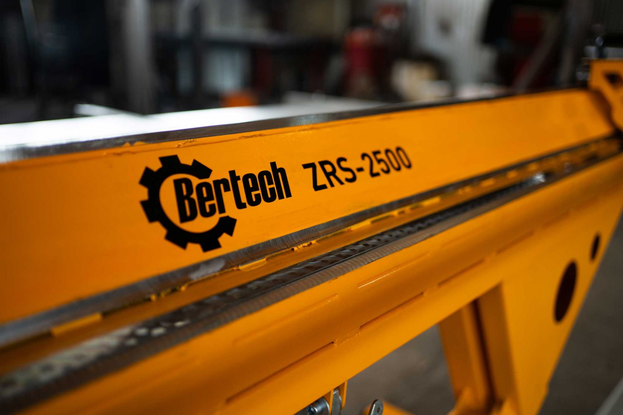 Листогиб Bertech ZRS-2000