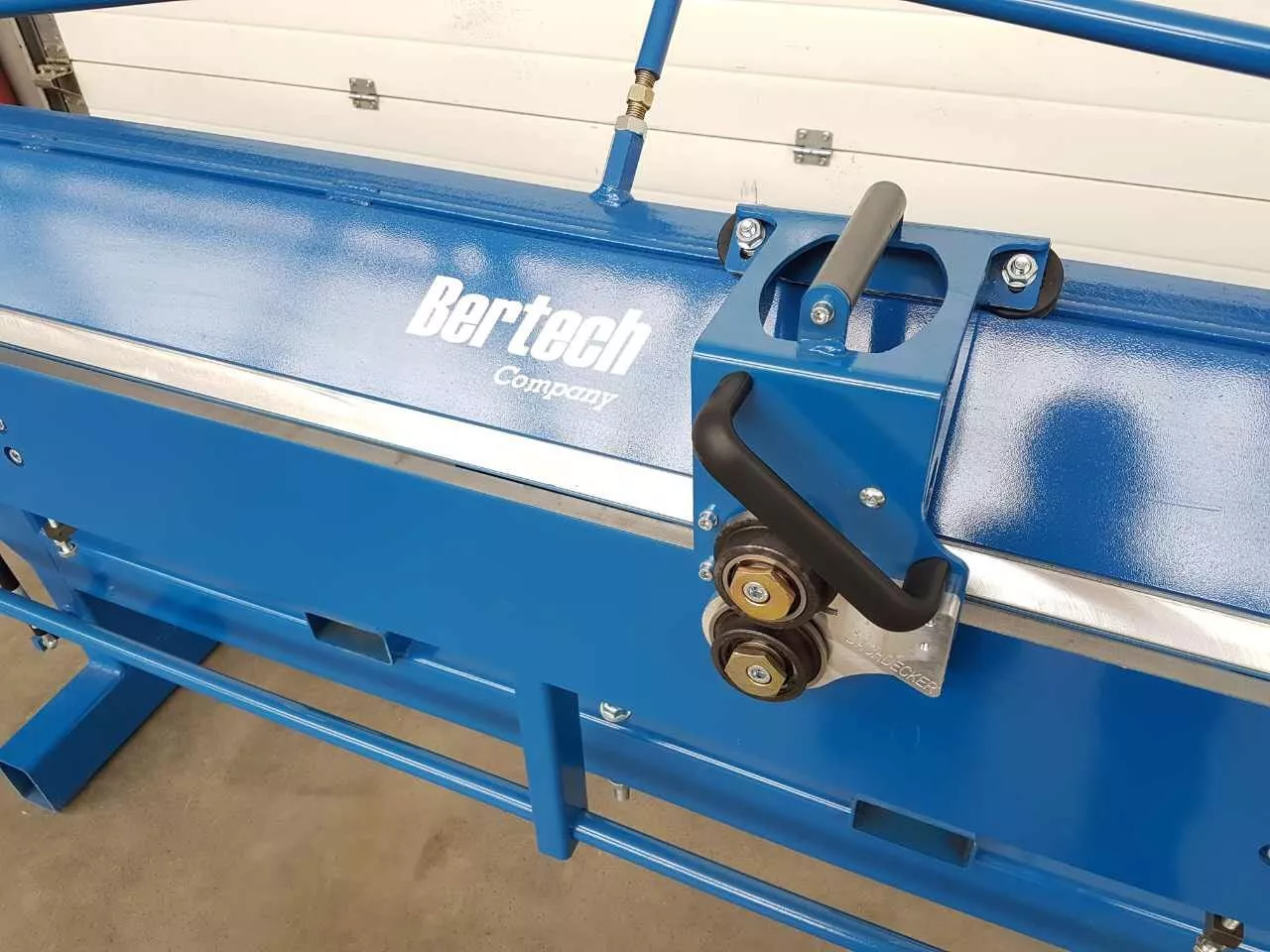 Листогиб механический BerTech ZRF 3250/1 в комплекте с опциями