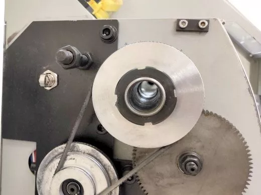 Токарно-винторезный станок Metal Master MML 2140V с проходным отверстием шпинделя 38мм